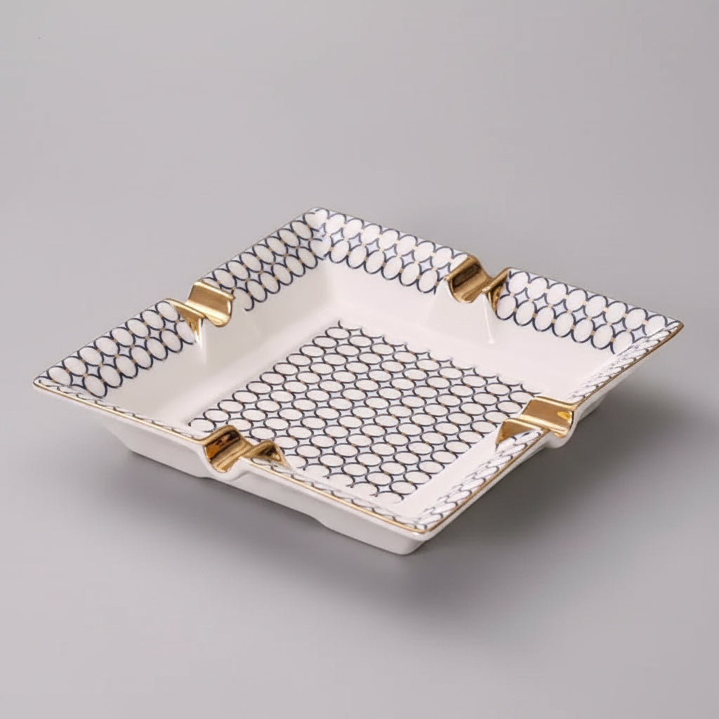 Large Ceramic Ashtray Fashion Cigar Home Bar.......